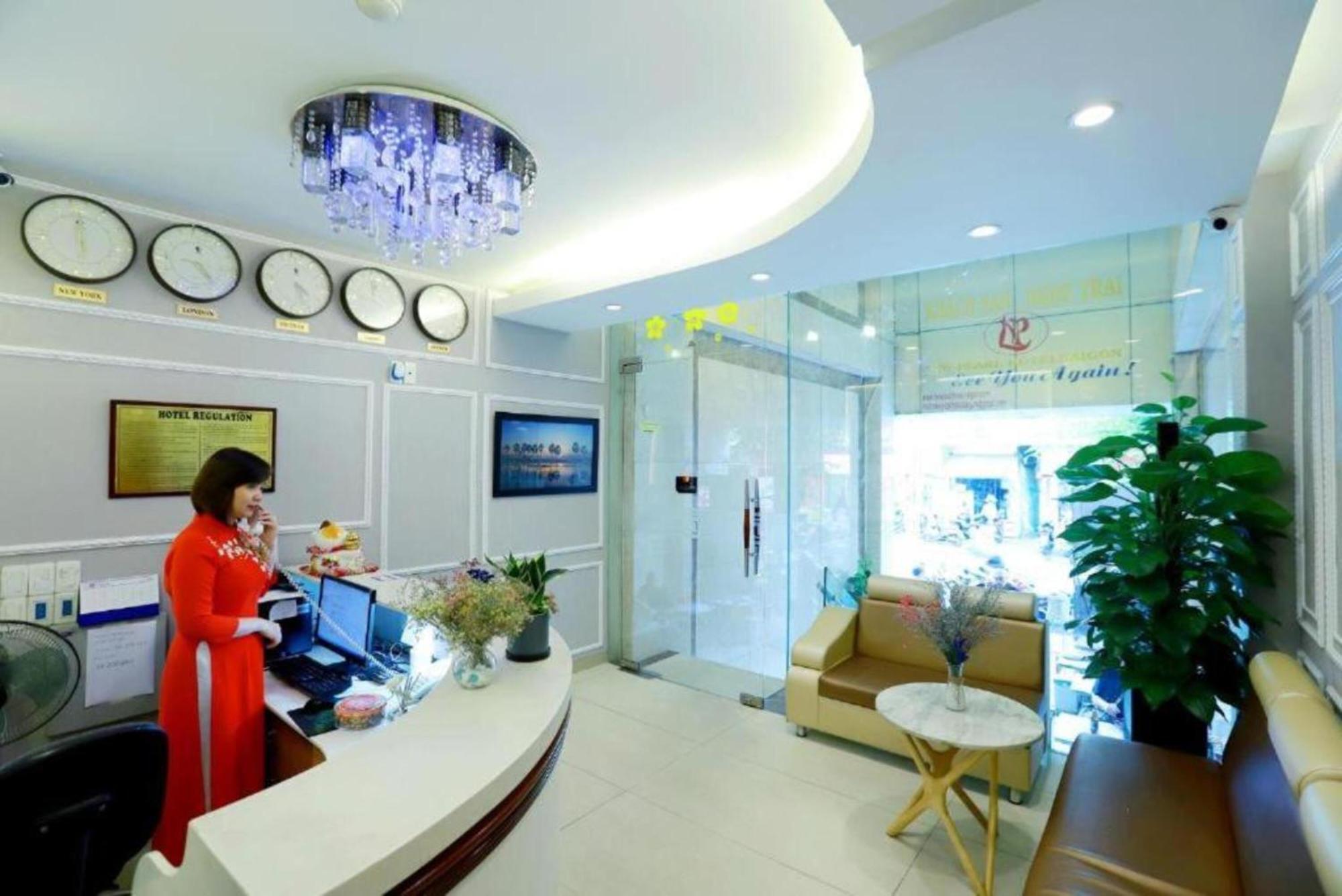 Lucky Star Hotel - Bui Vien Walking Street Хошимін Екстер'єр фото