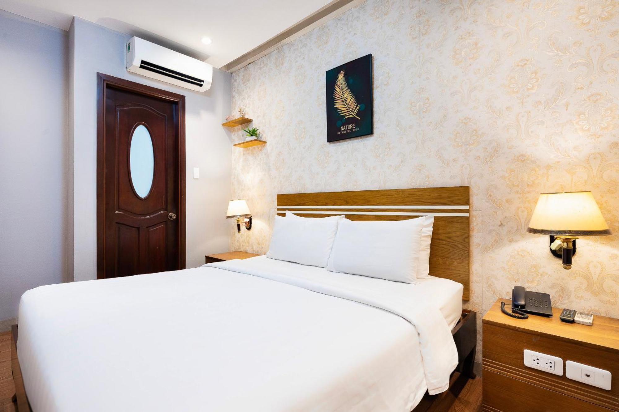 Lucky Star Hotel - Bui Vien Walking Street Хошимін Екстер'єр фото